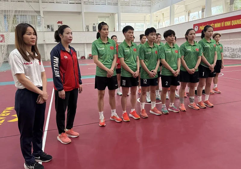 Đội tuyển cầu mây nữ Việt Nam rất quyết tâm giành thành tích cao tại SEA Games 33-2025. Ảnh: MINH CHIẾN