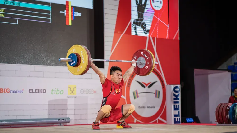 K'Dương là một trong những gương mặt trẻ của cử tạ Việt Nam được tranh tài SEA Games 33-2025. Ảnh: IWF