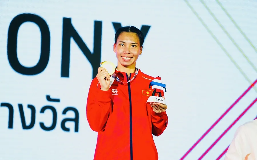 Tuyển thủ boxing Hà Thị Linh và đồng đội sẽ về nước ngày 20-12 sau khi hoàn thành thi đấu SEA Games 33-2025. Ảnh: DŨNG PHƯƠNG