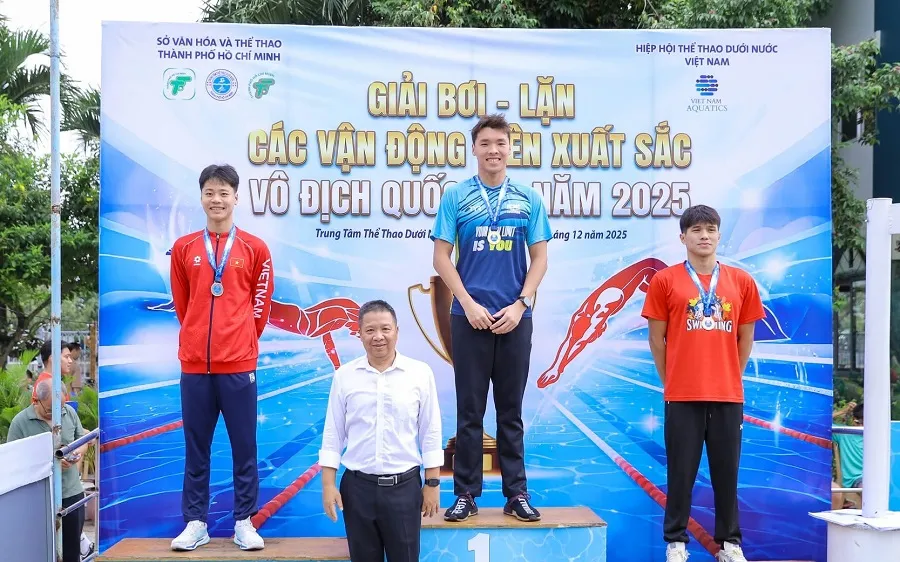 Tuyển thủ Lương Jeremie Loic Nino của đội TPHCM đã giành HCV trong ngày đầu của giải. Ảnh: Vasa