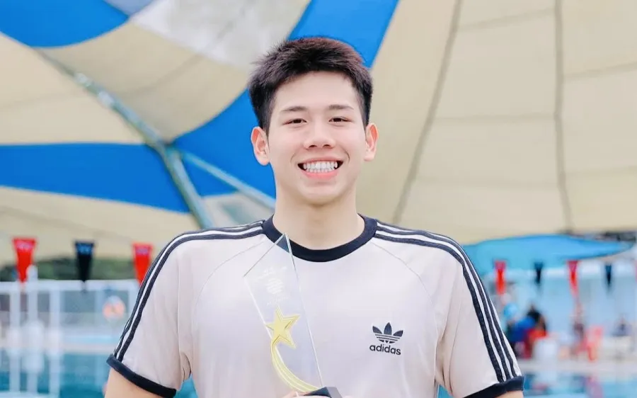 Nguyễn Quang Thuấn đã giành danh hiệu VĐV bơi nam xuất sắc nhất trong giải đấu vừa qua ở TPHCM. Ảnh: Q.THUẤN