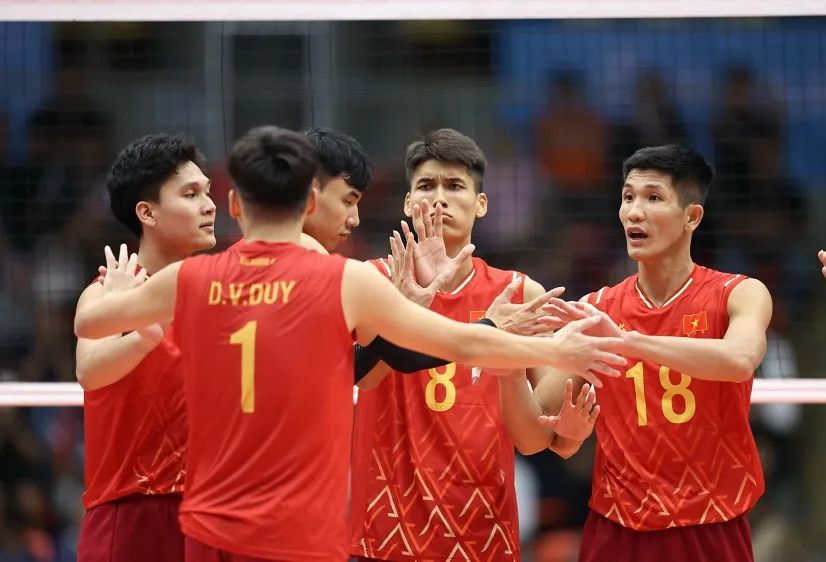 Dự kiến đội tuyển bóng chuyền nam Việt Nam có thể tìm thuê chuyên gia huấn luyện năm 2026. Ảnh: DŨNG PHƯƠNG