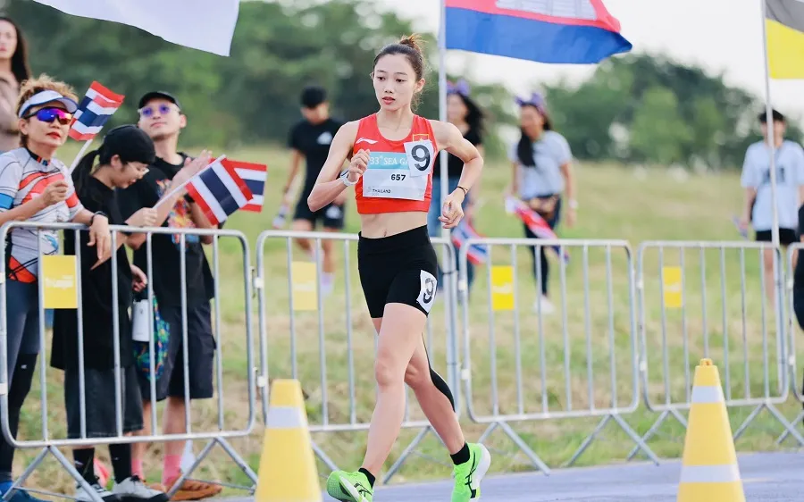 Thái Thị Kim Ngân từng thi đấu nội dung đi bộ nữ tại SEA Games 33-2025. Ảnh: DŨNG PHƯƠNG