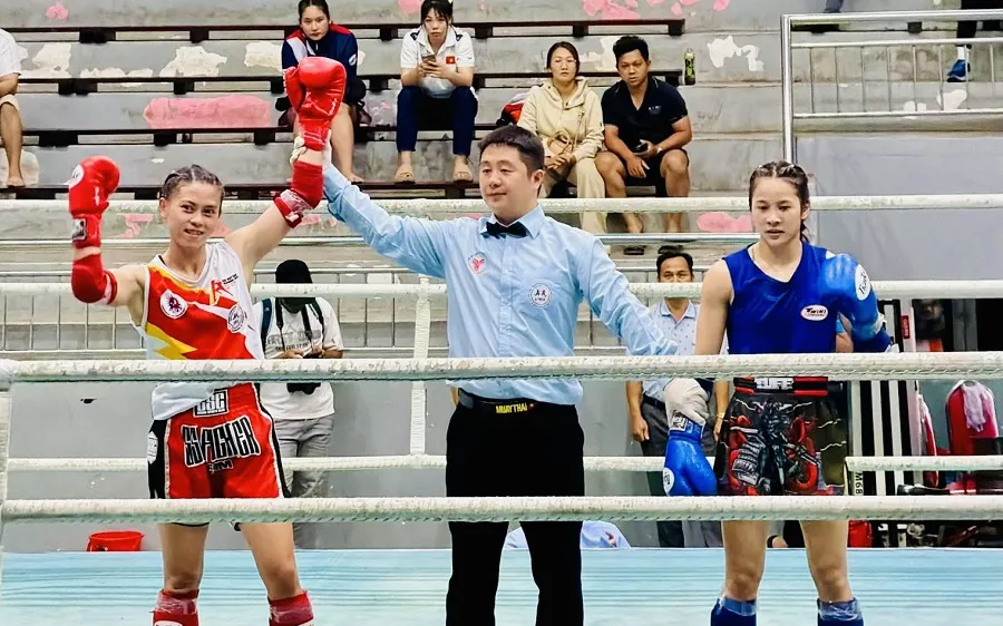 Võ sĩ Huỳnh Hà Hữu Hiếu của đội TPHCM 1 đã giành ngôi vô địch tại giải. Ảnh: H.HIẾU
