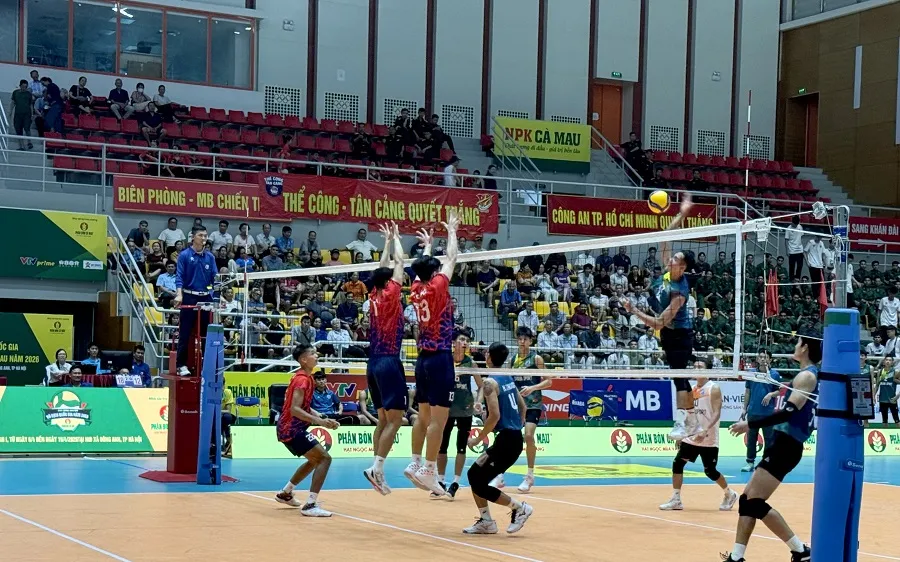 Đội nam Thể Công Tân Cảng đã thắng 3-0 trước Đà Nẵng. Ảnh: MINH CHIẾN