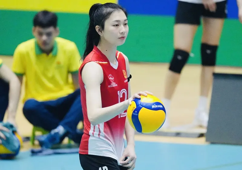 Cầu thủ Binh chủng Thông tin vẫn cần thêm chiến thắng để giữ vị trí tốt nhất tại vòng 1. Ảnh: VFV