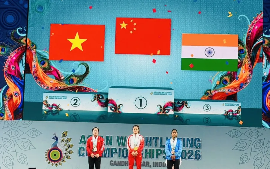 Lực sĩ Hoài Hương đã giành HCB tại hạng cân 53kg nữ tại giải châu Á 2026. Ảnh: MINH MINH