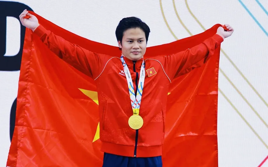 Khánh Phong vẫn đang là tuyển thủ hàng đầu của TDDC Việt Nam và châu Á tại nội dung vòng treo. Ảnh: DŨNG PHƯƠNG