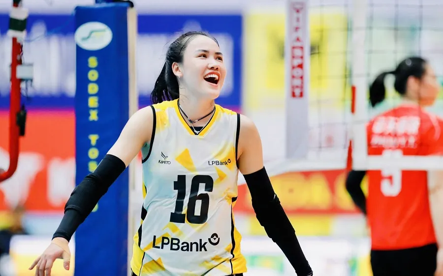 Chủ công Đinh Thị Thúy là thành viên đội tuyển bóng chuyền nữ Việt Nam chuẩn bị AVC Cup 2026. Ảnh: DŨNG PHƯƠNG
