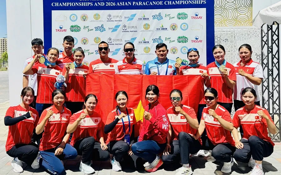 Đội canoeing trẻ Việt Nam đã có thành tích 4HCV tại giải năm nay ở Kazakhstan. Ảnh: HỒNG HẠNH