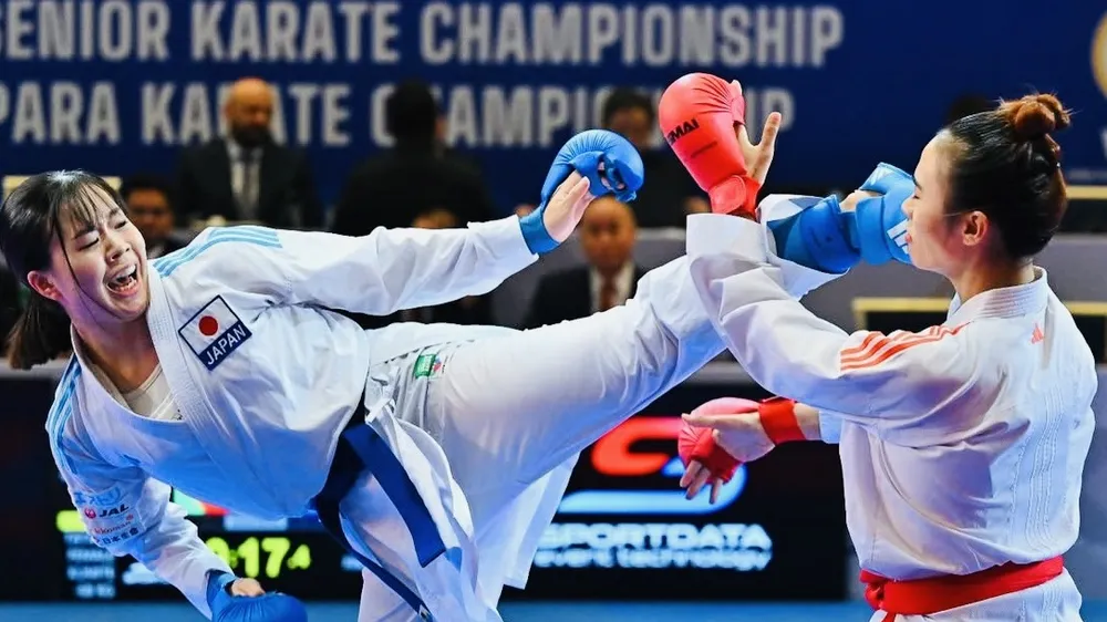Nguyễn Thị Diệu Ly (đai đỏ) đang có phong độ cao sau khi giành ngôi vô địch châu Á 2026. Ảnh: AKF