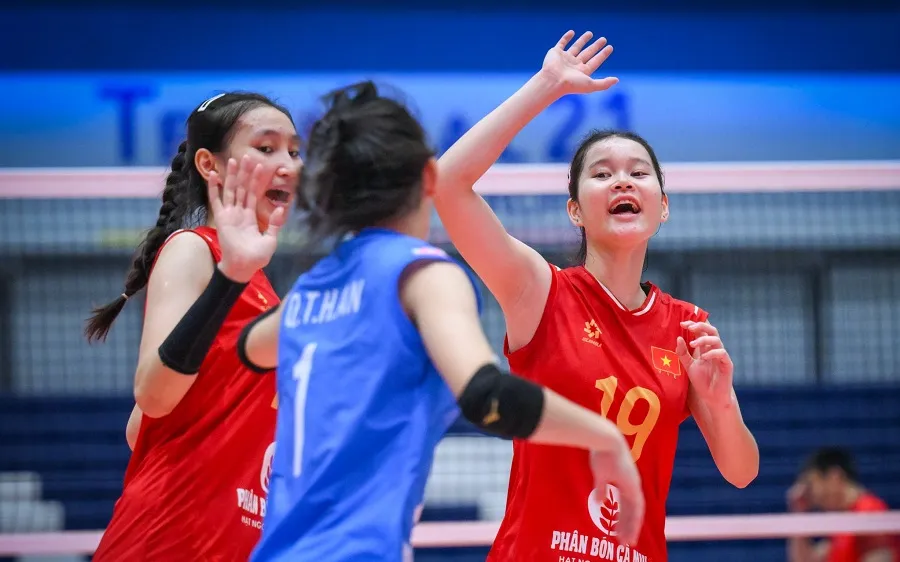Cầu thủ nữ U18 Việt Nam sẽ thi đấu trận cuối để tranh hạng 5 tại giải. Ảnh: AVC