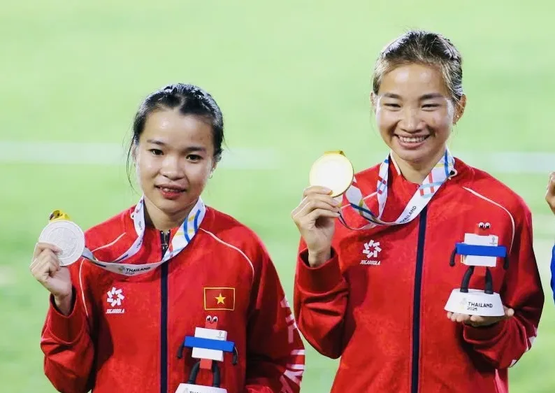 Lê Thị Tuyết (trái) được đăng ký thi đấu 2 nội dung tại giải vô địch U23 châu Á 2026. Ảnh: DŨNG PHƯƠNG