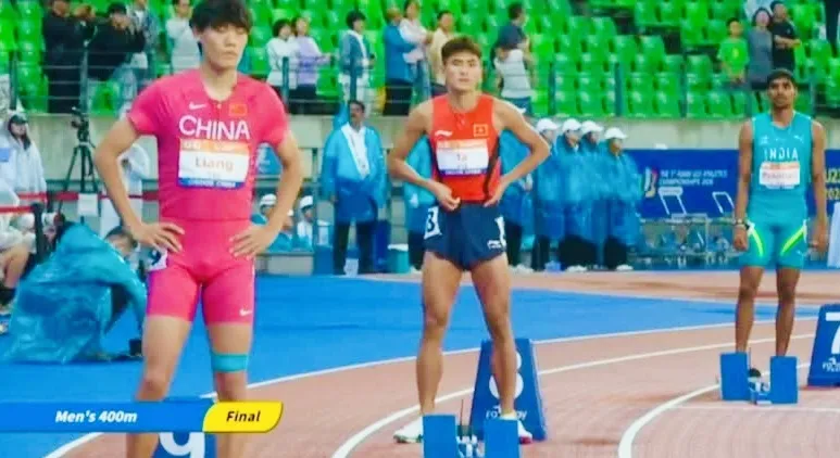 Tạ Ngọc Tưởng (giữa) đã giành HCB tại giải vô địch U23 châu Á 2026 và phá kỷ lục quốc gia. Ảnh: AA