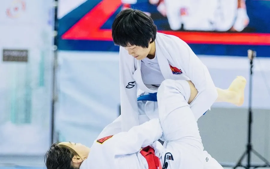Phùng Thị Huệ đã thi đấu hiệu quả tại giải vô địch châu Á 2026. Ảnh: JAU