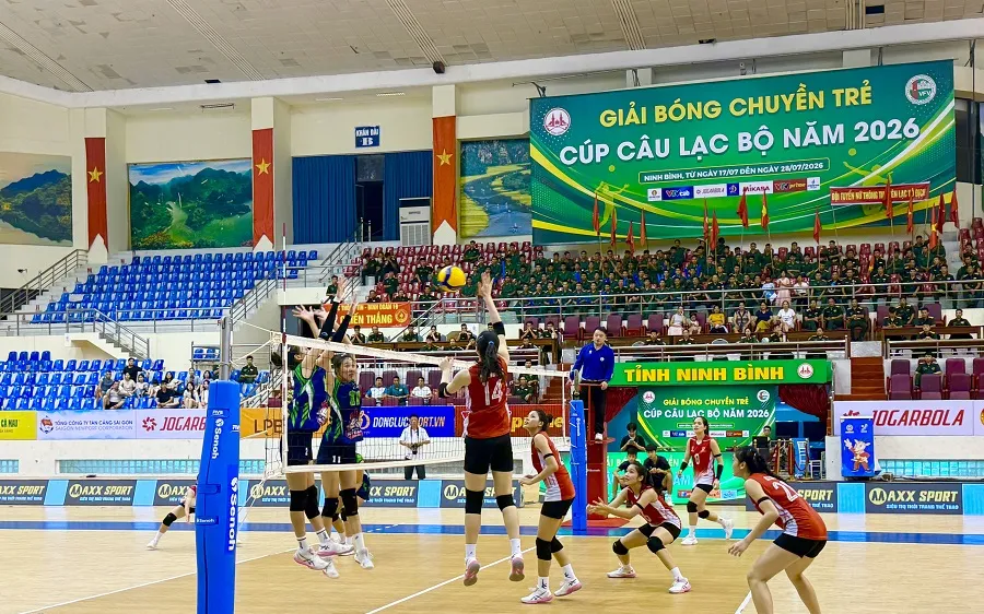 Các cầu thủ trẻ tiếp tục thi đấu giải vô địch trẻ quốc gia 2026 sau khi vừa tranh tài giải vô địch câu lạc bộ ở Ninh Bình mới đây. Ảnh: MINH CHIẾN