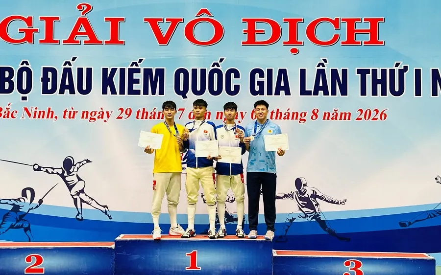 Các VĐV có thành tích huy chương tại giải đấu năm nay. Ảnh: MINH MINH