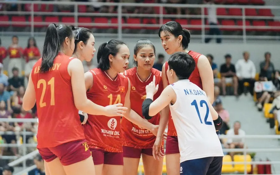 Đội tuyển bóng chuyền nữ Việt Nam tiếp tục thi đấu chặng 2 giải SEA V.Cup 2026 ở Thái Lan. Ảnh: VFV