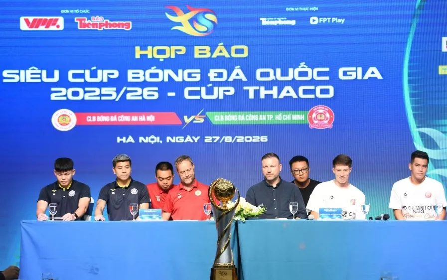 Các đội bóng Công an Hà Nội và Công an TPHCM đều quyết tâm giành chiến thắng. Ảnh: TP