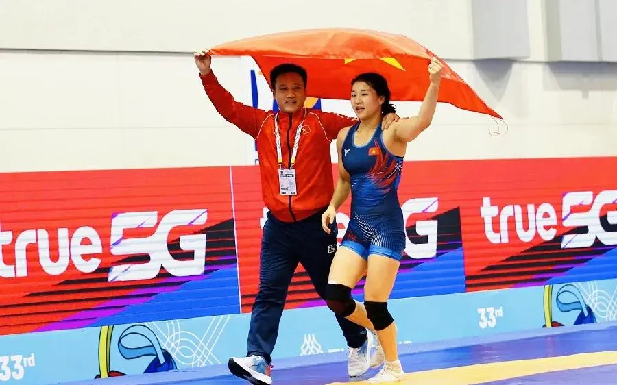 Nguyễn Thị Mỹ Trang (áo xanh) có cơ hội dự ASIAD 20 tại Nhật Bản. Ảnh: DŨNG PHƯƠNG