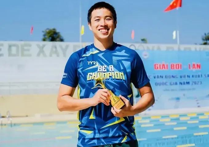 Tuyển thủ Nguyễn Thành Lộc của Đội tuyển lặn Việt Nam. Ảnh: HCMFINSWIMMING