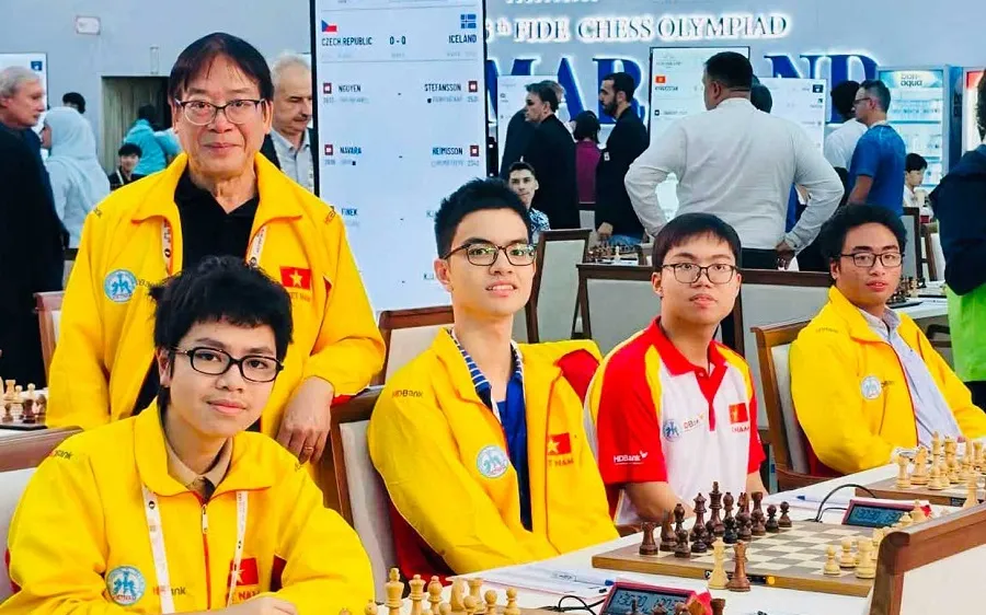 Đội cờ vua nam Việt Nam vừa thi đấu tại Olympiad 2026 ở Uzekistan. Ảnh: VNCHESS