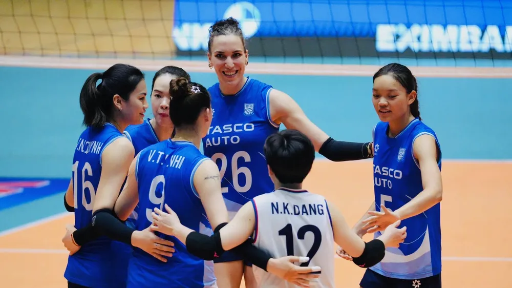 Đội nữ Hà Nội đã chiếm ưu thế vượt trội tại vòng 1 khi có ngoại binh tốt trong đội hình. Ảnh: VFV