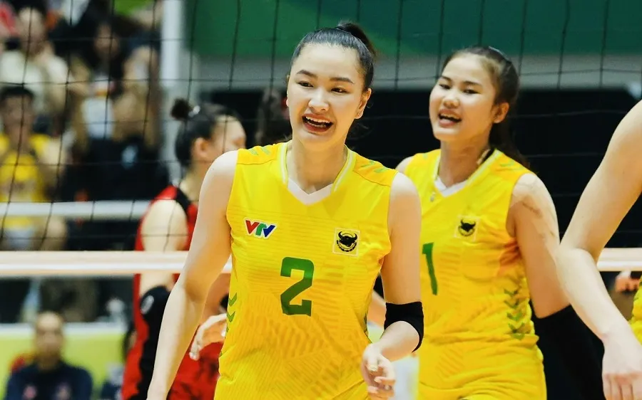 Kim Thanh và Trà My đã thi đấu hiệu quả trước các đối thủ Hưng Yên trong ngày tranh tài. Ảnh: DŨNG PHƯƠNG