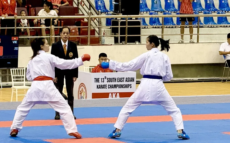 Võ sĩ kumite nữ Việt Nam sẽ nỗ lực giành kết quả cao nhất tại giải vô địch đồng đội thế giới 2026. Ảnh: MINH CHIẾN
