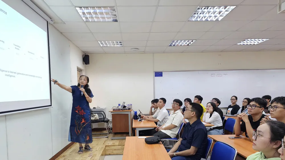 GS.TS Lê Thị Hoài An