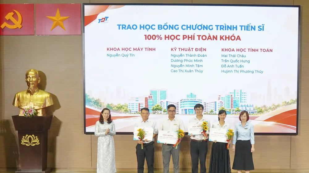 Các nghiên cứu sinh nhận học bổng TDTU năm 2026.