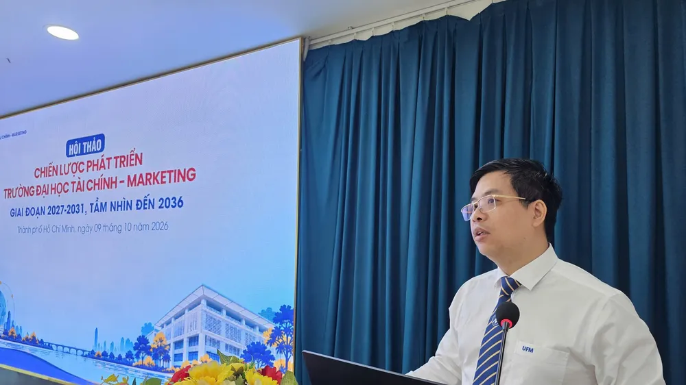 PGS-TS Phạm Tiến Đạt, Hiệu trưởng UFM, phát biểu.