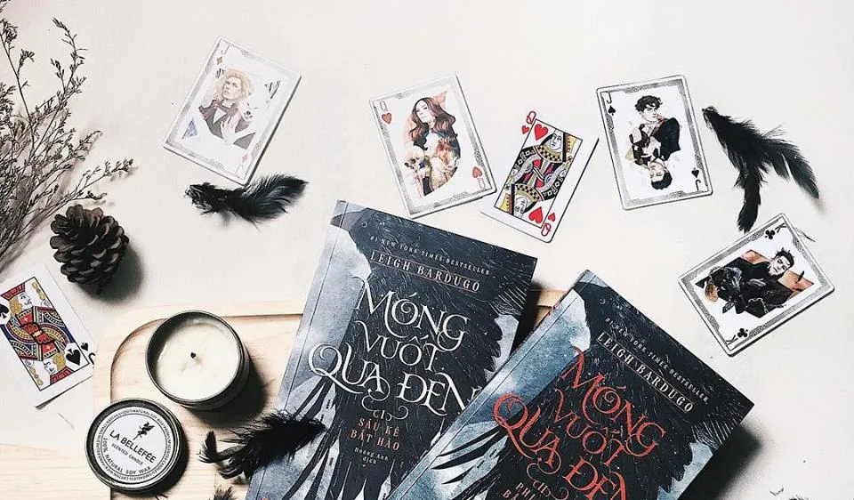Ra mắt bộ sách fantasy dành cho người trưởng thành