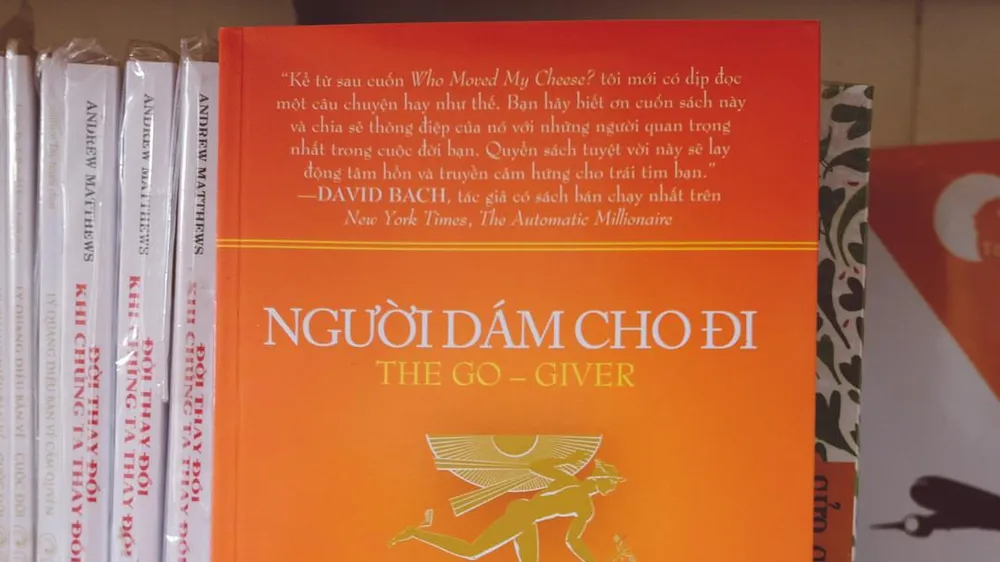 Tặng 1.000 cuốn sách “Người dám cho đi” để tôn vinh văn hóa đọc 