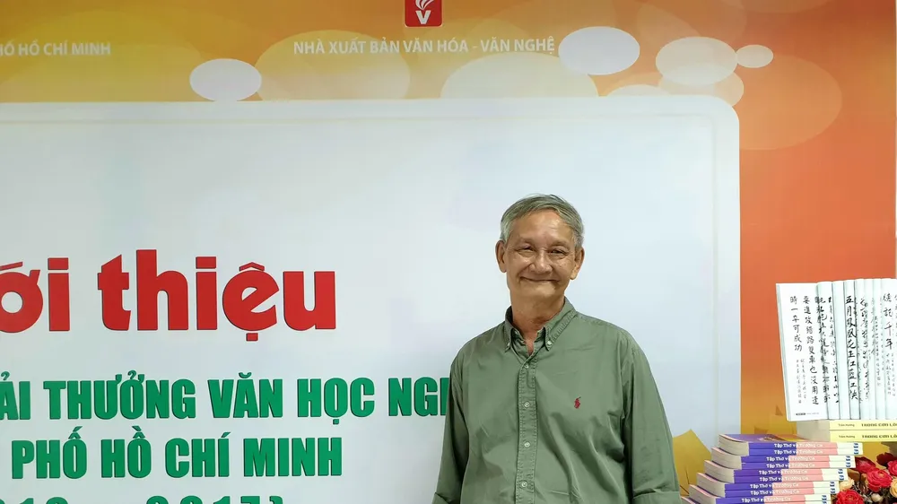 Nhà văn Văn Lê qua đời, hưởng thọ 72 tuổi 