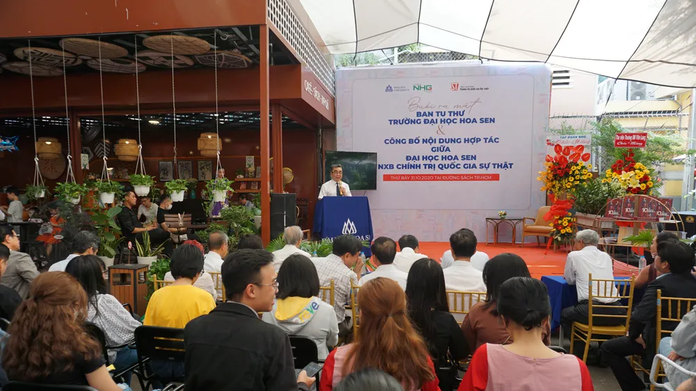 Phục dựng Ban Tu thư của Đại học Hoa Sen, hợp tác cùng NXB Chính trị Quốc gia Sự thật 