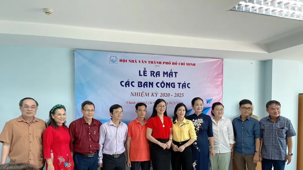 Kỳ vọng từ các ban công tác của Hội Nhà văn TPHCM 