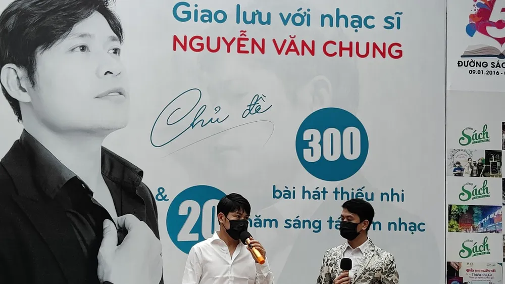Nhạc sĩ Nguyễn Văn Chung ra mắt tuyển tập 300 bài hát thiếu nhi
