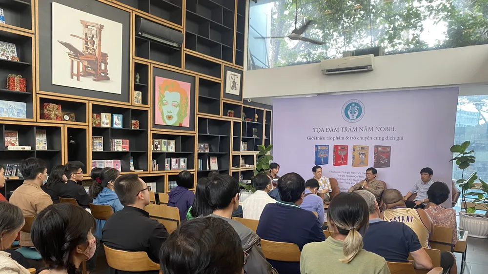 Từ “Trăm năm Nobel” nghĩ về văn chương Việt