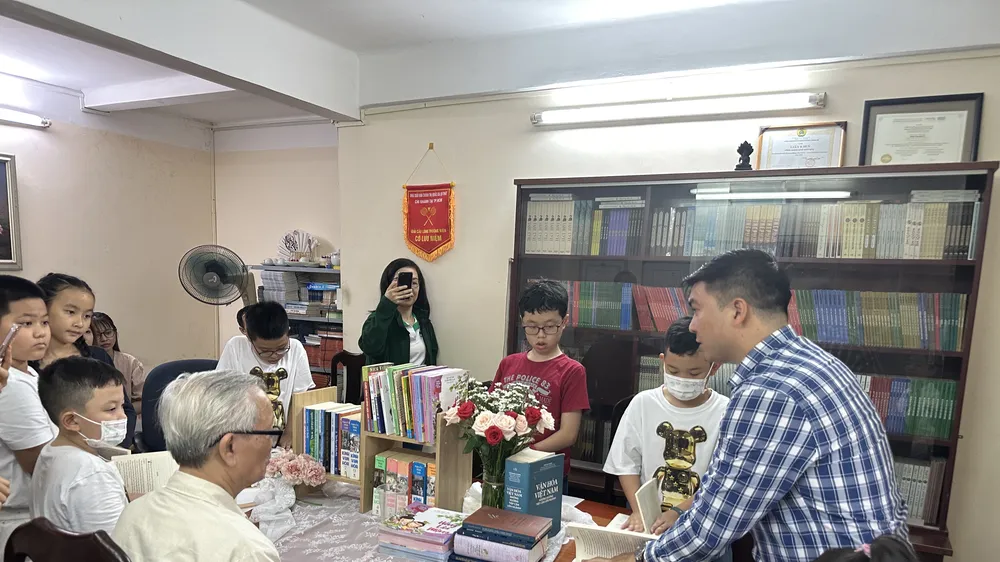 Chi nhánh NXB Văn học tại TPHCM ra mắt Điểm đọc sách vì cộng đồng 