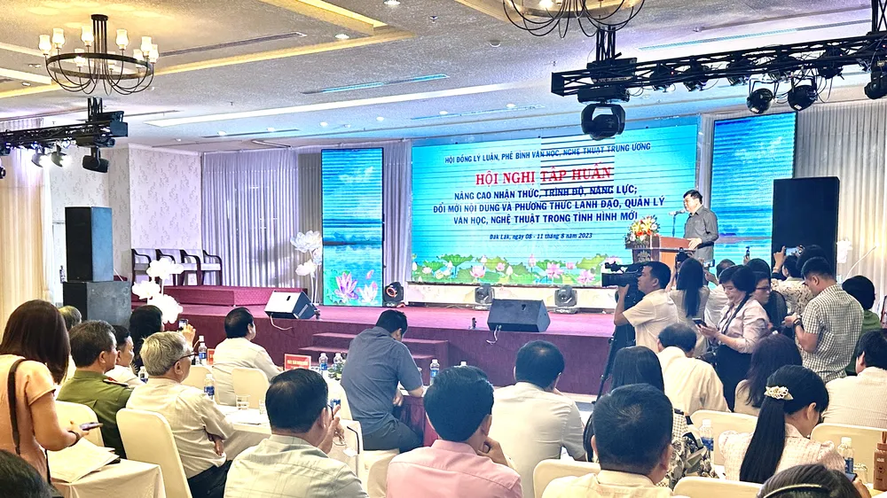 Nguy cơ thiếu hụt đội ngũ kế cận trong lĩnh vực văn học, nghệ thuật 
