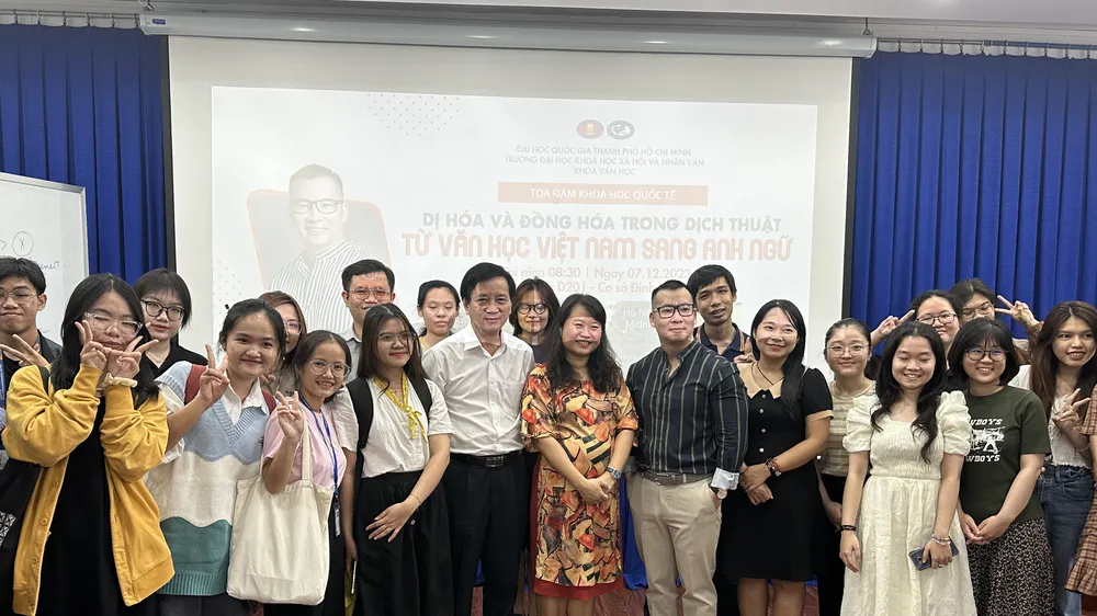 Cần giữ lại tinh thần văn hóa trong dịch thuật văn học