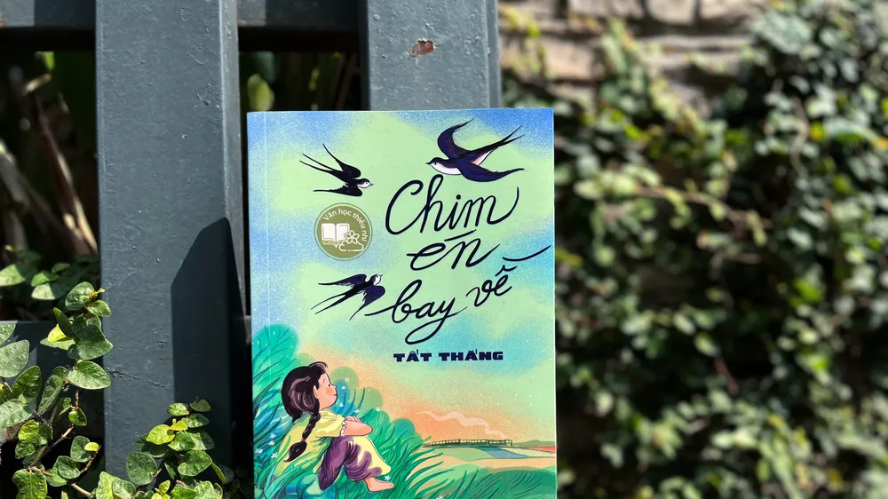 Tinh thần sống đẹp từ "Chim én bay về"