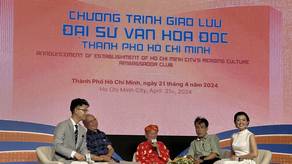 Giao lưu với các Đại sứ văn hóa đọc TPHCM 