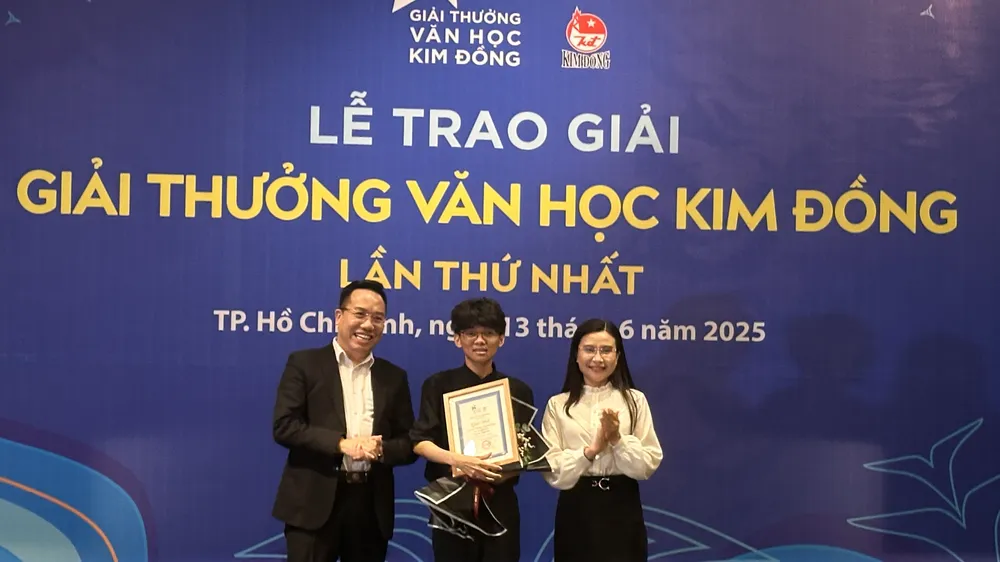 Tác giả trẻ Giai Du đoạt giải nhất Giải thưởng Văn học Kim Đồng lần thứ nhất