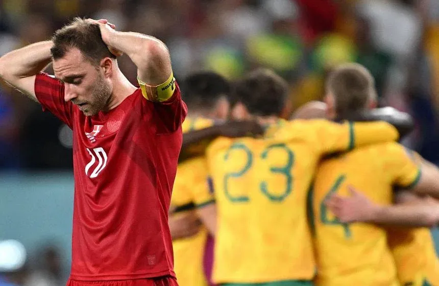 Eriksen cùng đồng đội thua đau Australia