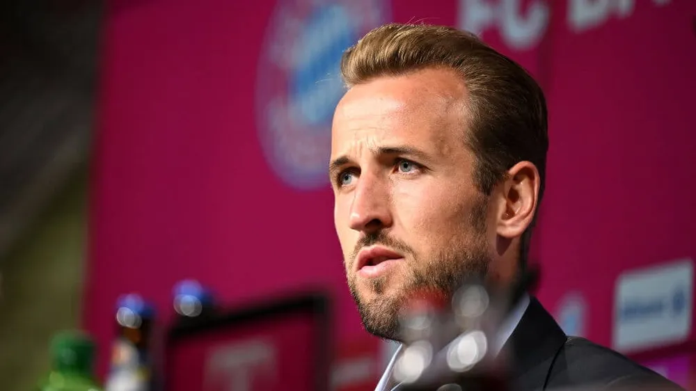 Harry Kane cố gắng vượt qua rào cản ngôn ngữ tại Bayern Munich