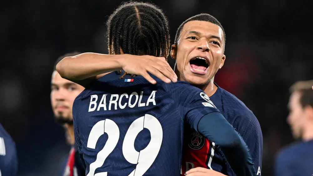 Sao trẻ Barcola tỏ lòng biết ơn 'người thầy' Mbappe