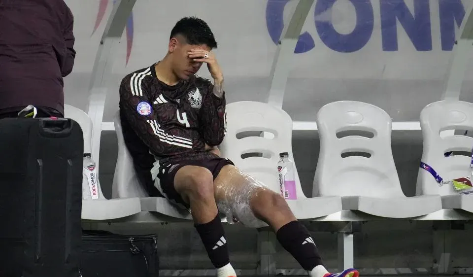 Đội trưởng Mexico Edson Alvarez chấn thương nghỉ hết giải?