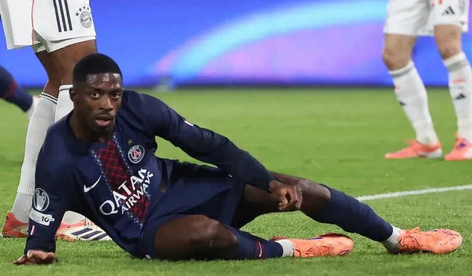 Vài tháng trôi qua kể từ danh hiệu Quả bóng Vàng, số ngày Ousmane Dembele nằm giường bệnh đã vượt mức cả mùa giải trước. Ảnh: The Sun